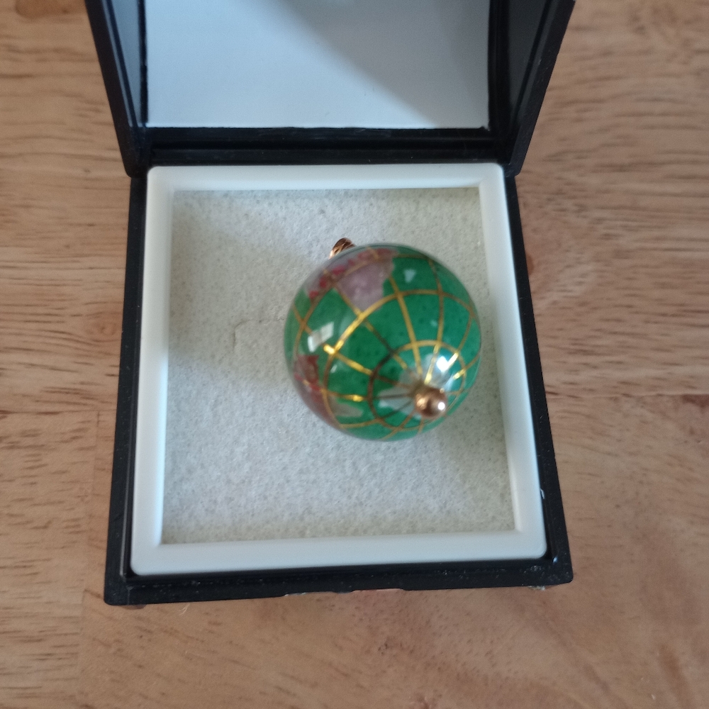 Gemstone globe gold pendant. Your Purchase Supports Wildlife Rescue! - Picture 4 of 8